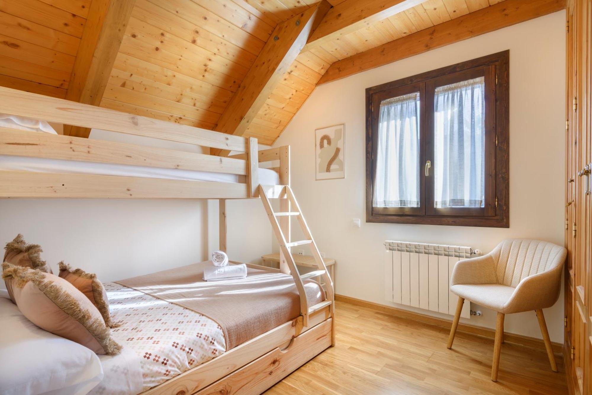 Apartamento A10 De Formigal, 9 Personas Y Garaje 에스칼리아 외부 사진